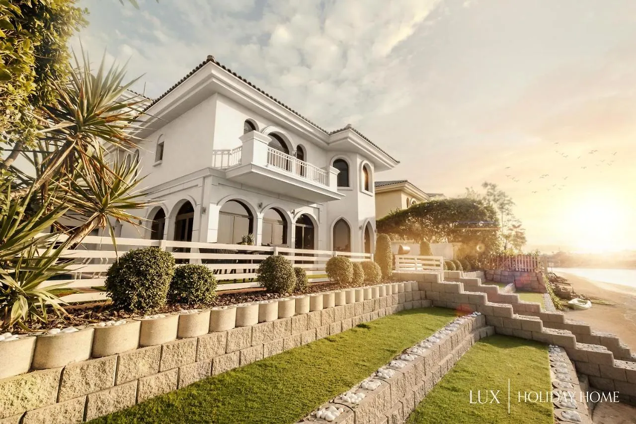 Lux The White Palm Villa دبي الإمارات العربية المتحدة