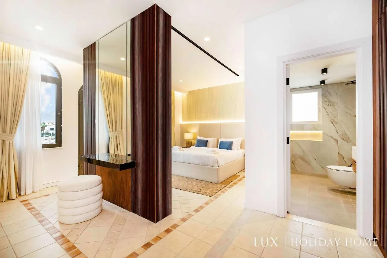 Lux The White Palm Villa دبي الإمارات العربية المتحدة